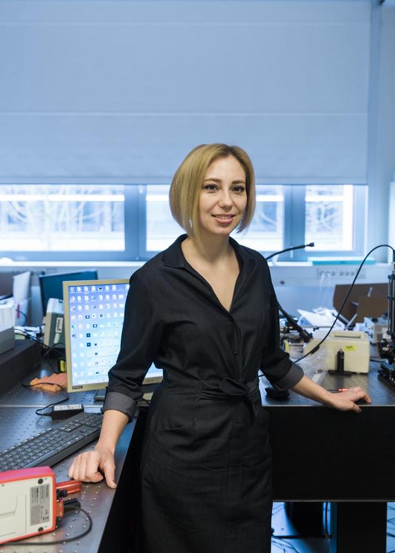 Dr. Maria Chernysheva leitet die neue Nachwuchsforschergruppe für Ultrakurzzeit-Faserlaser. 
