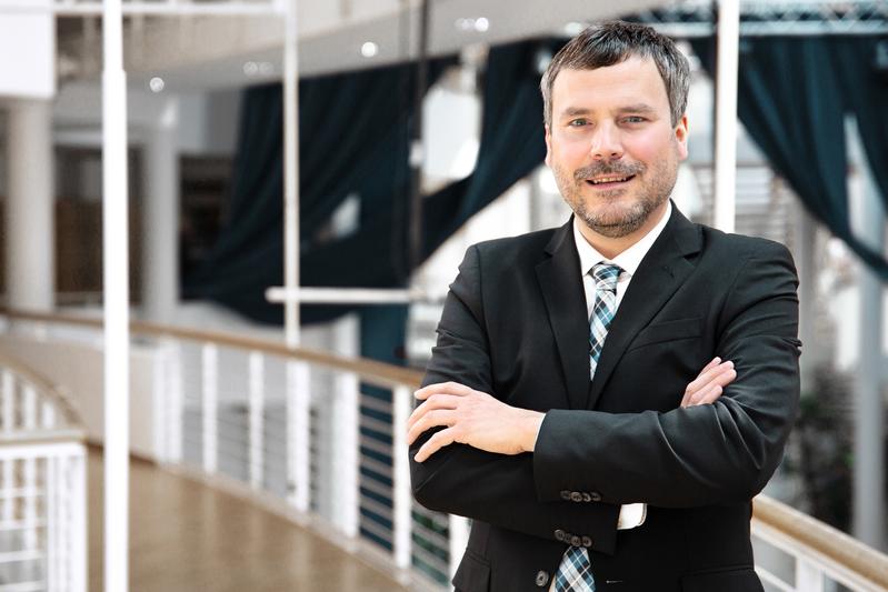 Dr. Ulrich Bretschneider