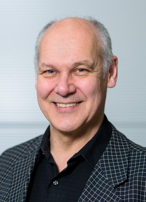 Prof. Dr. Stefan Seelecke
