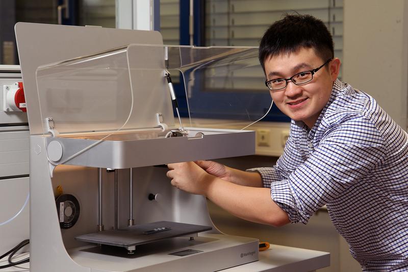 Das Team um den Ingenieur Miaozi Huang beschäftigt sich mit der 3D-Drucktechnik.