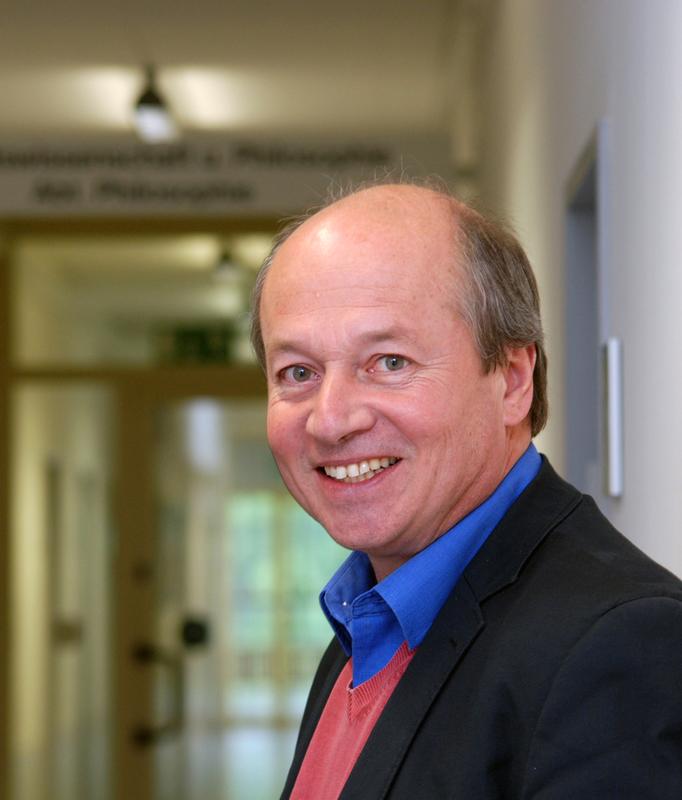Prof. Dr. Ralf Stoecker ist Mitorganisa-tor des Bielefelder Tags der Medizinethik.