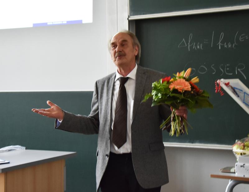  40 Jahre Materialforschung - Eberhard Hennig bei seiner Verabschiedung in der EAH Jena