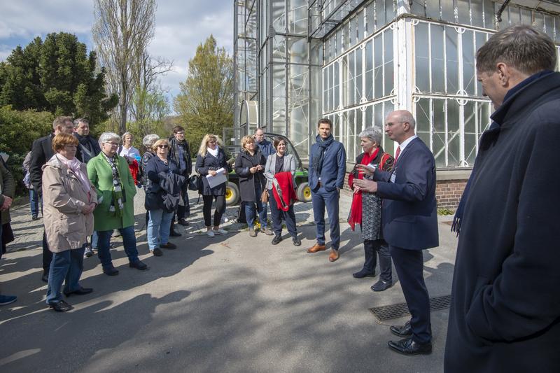 Hauptausschuss des Berliner Abgeordnetenhauses besuchte den Botanischen Garten Berlin 