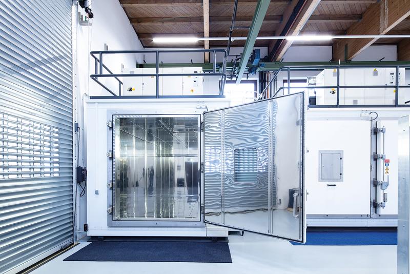 With its new test chambers, the Fraunhofer WKI is a worldwide unique service location.