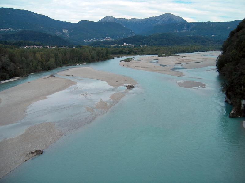 Der Tagliamento in Friaul, Oberitalien, ist einer der letzten Wildflüsse Europas.