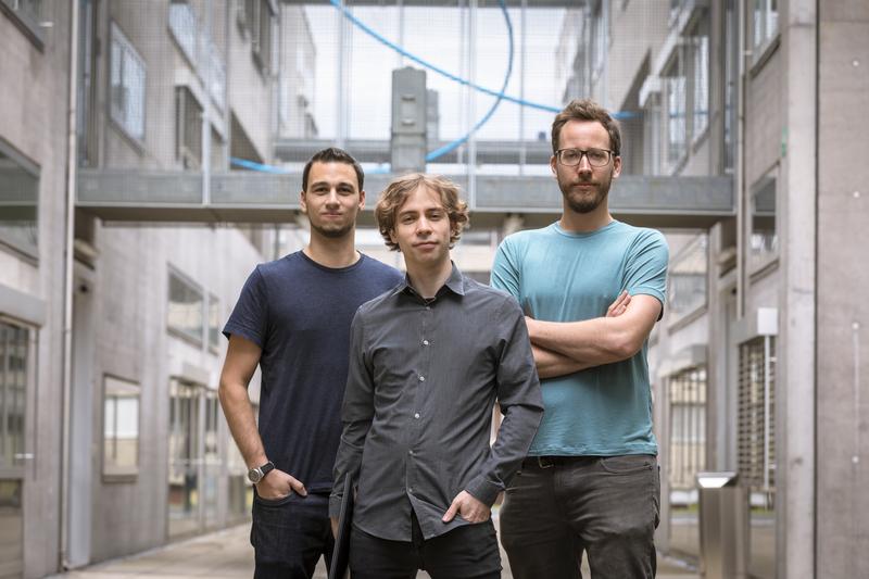 Michael Schwarz, Daniel Gruss und Moritz Lipp waren bereits 2018 gemeinsam mit TU Graz-Professor Stefan Mangard an der Entdeckung von Meltdown und Spectre beteiligt 
