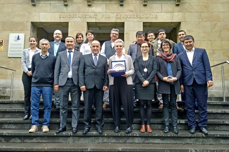 Die usbekische Delegation besuchte auch die Bundesanstalt für Gewässerkunde.