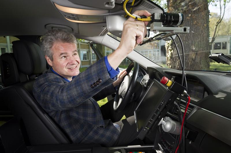 Was autonome Autos wahrnehmen, thematisiert Professor Christoph Stiller in seinem Vortrag beim Colloquium Fundamentale des KIT. (Bild: Patrick Langer, KIT)