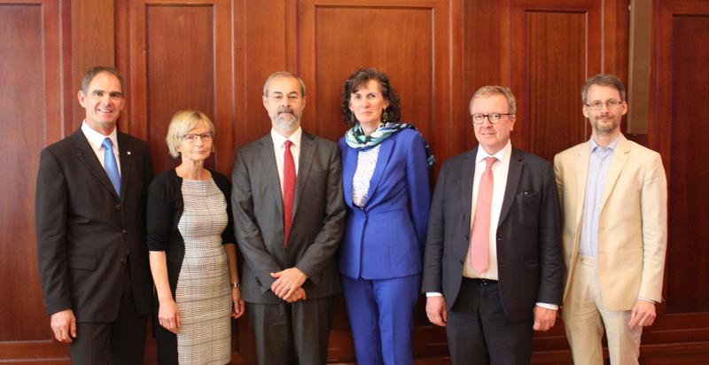 Werkstattgespräch Forschen im vereinten Deutschland in Berlin, v.l.: Prof. M. Bastian, Dr. Annette Treffkorn, Dr. Christian Rammer, Dr. Heike Illing-Günther, Gernot Hutschenreiter, Dr. Adrian Mahlkow