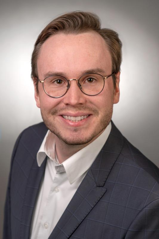 Dr. Niklas Verloh