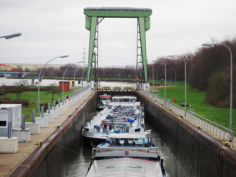 Das deutsche Wasserstraßennetz hat als umweltgerechter und nachhaltiger Mobilitätsträger große Bedeutung, allerdings haben ihre Bauwerke häufig schon einen sanierungsbedürftigen Zustand erreicht 