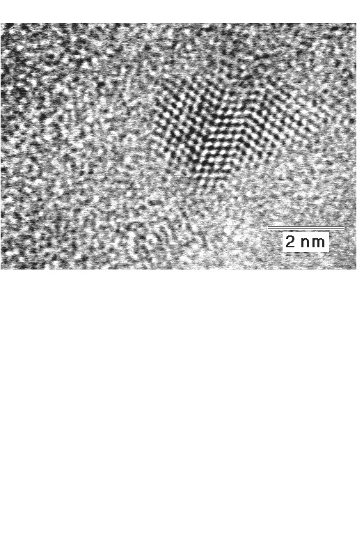 Präsolares Diamant-Korn im Transmissions-Elektronen-Mikroskop. Hoch aufgelöstes Bild aufgenommen von F. Banhart (seinerzeit am Max-Planck-Institut für Metallforschung, Stuttgart). Zu sehen sind die kristallographischen [111]-Netzebenen.