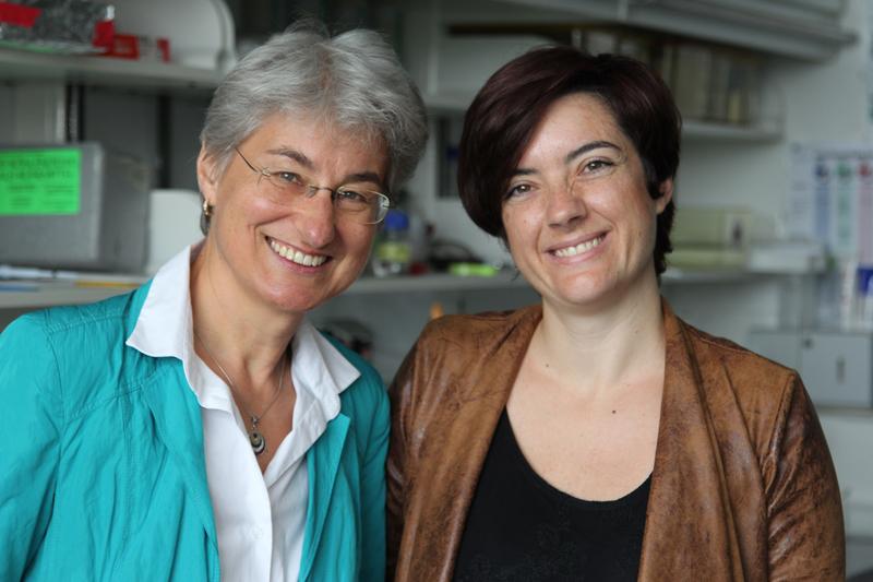 Prof. Dr. Brunhilde Wirth und Laura Torres-Benito