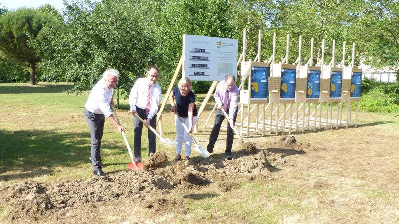 Erster Spatensich für das neue Speyerer InnovationLab