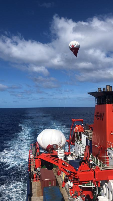 Vorbereitung für den 1.Messflug auf der M.S.Merian 