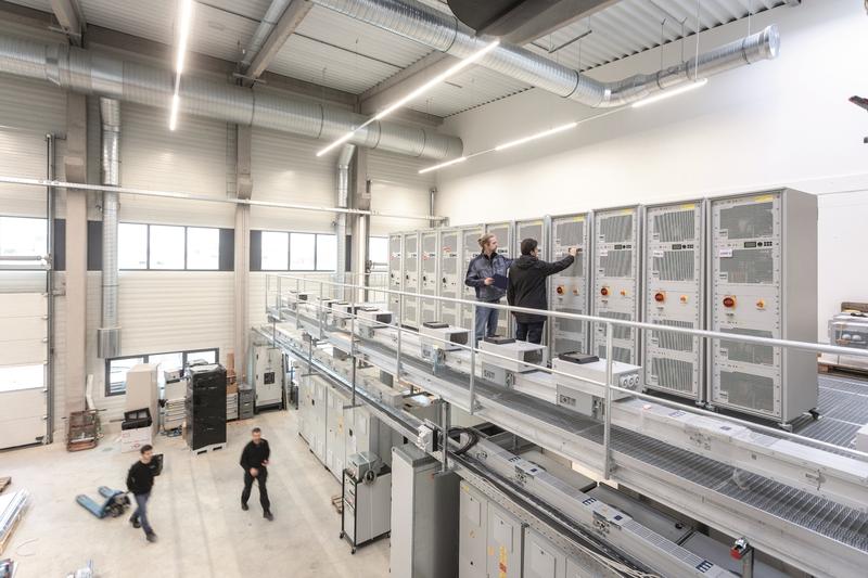In the Multi-Megawatt Lab, components and systems are tested up to 10 MVA.