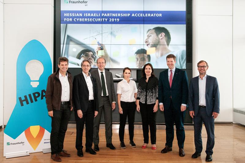 The second round of the Hessian-Israeli Partnership Accelerator (HIPA) was concluded with a final event on the panorama floor of the Commerzbank headquarters in Frankfurt/Main. 