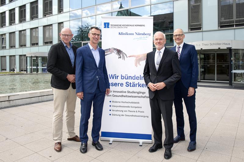 Von links Dr. Stephan Kolb, Prof. Dr. Achim Jockwig, Prof. Dr. Michael Braun, Prof. Dr. Niels Oberbeck