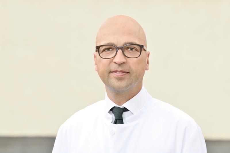 Prof. Alexander Mustea ist neuer Direktor der Gynäkologie und Gynäkologischen Onkologie am Universitätsklinikum Bonn