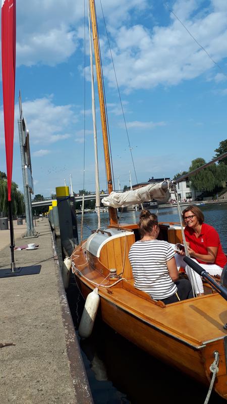 Am 1. August fand die Studienberatung auf dem Wasser bereits am Salzhofufer statt 