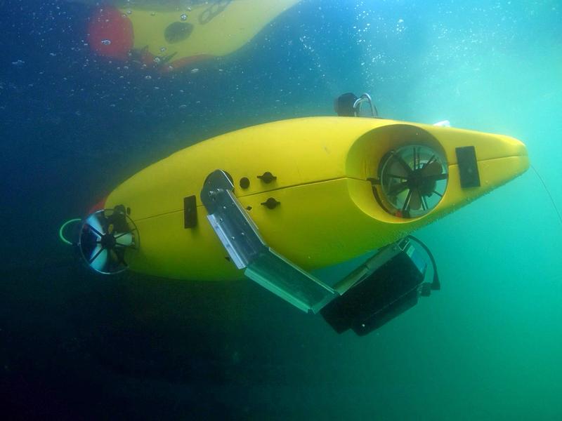Von einfachen Manövern bis zu komplexen Missionen - autonomes Unterwasserfahrzeug »Dagon« des DFKI im Test vor Helgoland. 
