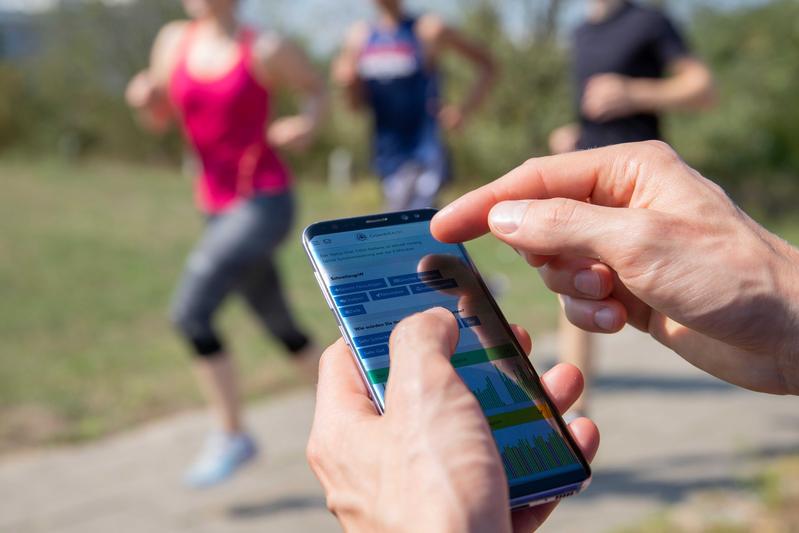 Die CrowdHEALTH-WebApp im Einsatz beim gemeinsamen Joggen