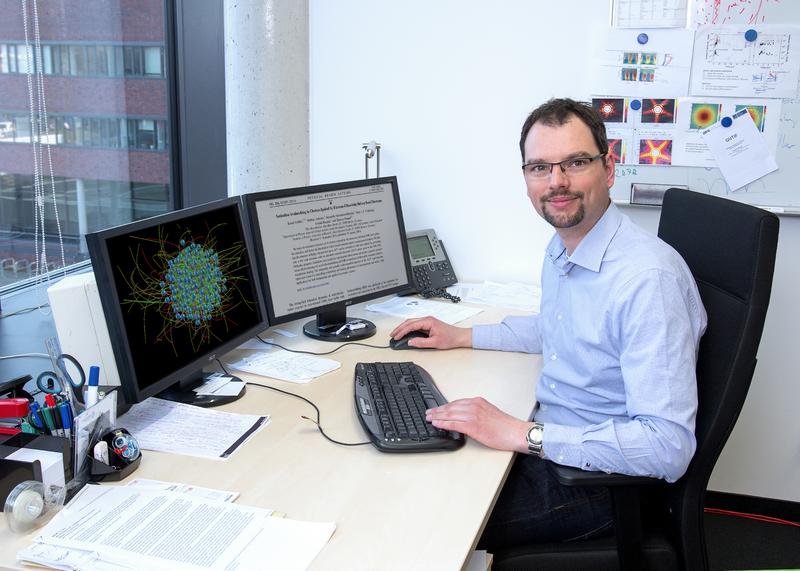 Physiker Professor Thomas Fennel ist einer der vier Organisatoren, die die internationale Tagung in Rostock vorbereiten. 