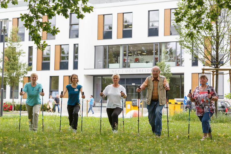 Körperliche Aktivität hat während und nach einer Krebserkrankung positive Auswirkungen auf Körper und Psyche der Patienten. 