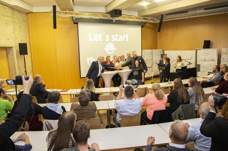 Startschuss für das digitale Schülerlabor JIL