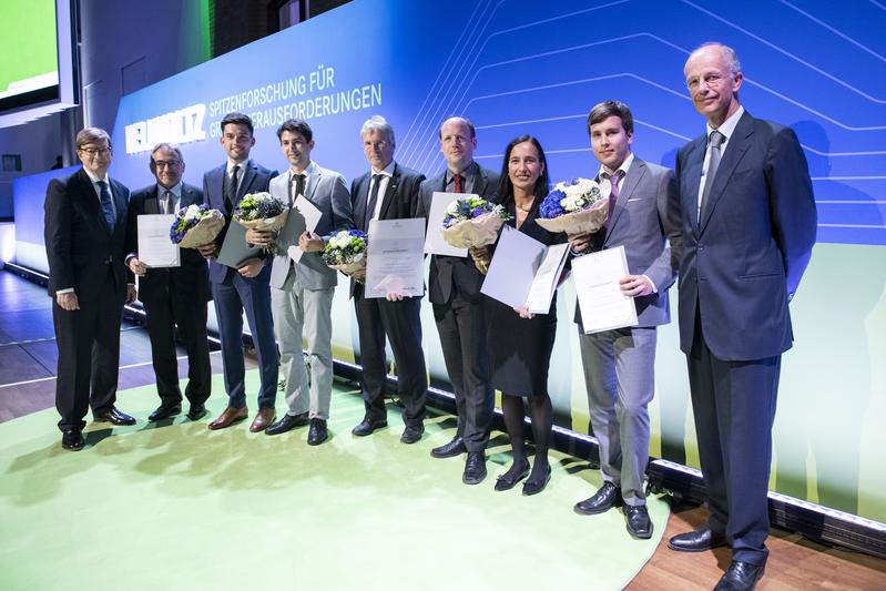 Verleihung des Erwin-Schrödinger-Preises an das multidisziplinäre Team des KIT auf der Jahrestagung der Helmholtz-Gemeinschaft 