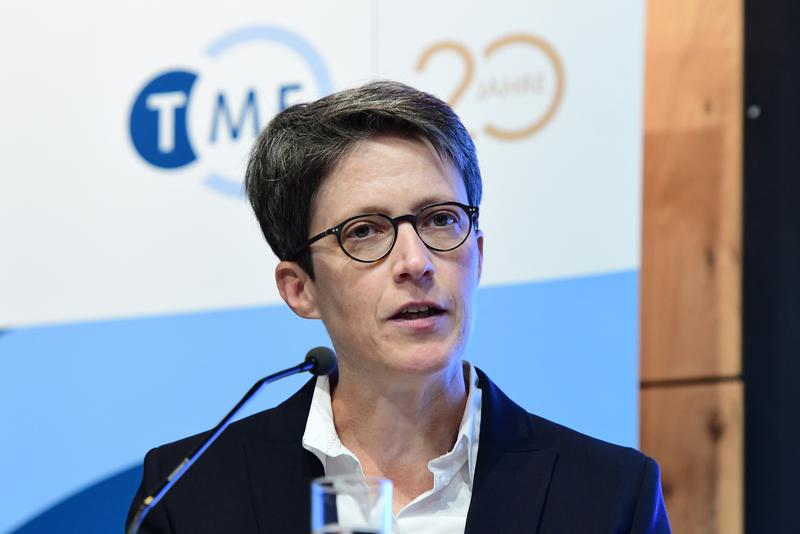 Die Vizepräsidentin der Deutschen Forschungsgemeinschaft Prof. Dr. Britta Siegmund sprach ein Grußwort zum Politischen Abend aus Anlass des 20-jährigen Bestehens der TMF e. V. am 24. September 2019