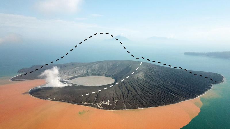 Drohnenaufnahme zwei Wochen nach dem Flankenkollaps. Der etwa 320 Meter hohe Vulkangipfel fehlt.