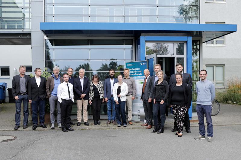 Treffen des Projektkonsortiums gemeinsam mit Industrievertretern am Außenstandort der Hochschule Wismar in Malchow.
