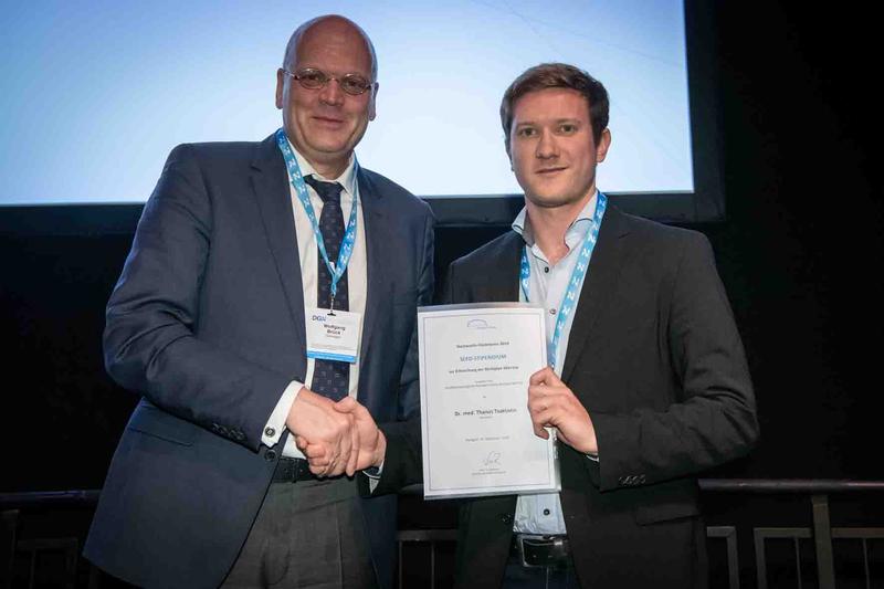 Prof. Dr. Wolfgang Brück (l), Dr. Thanos Tsaktanis (r). 