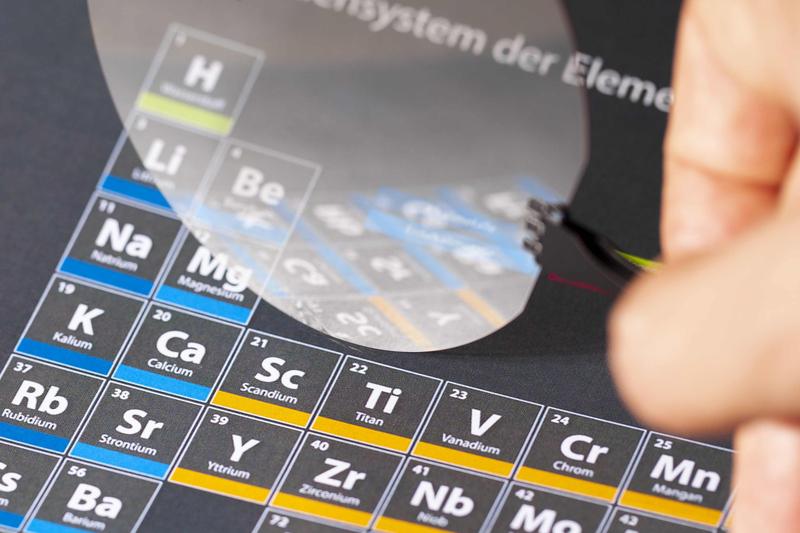 The AlScN layers have a very high crystal quality and the right amount of scandium, with which the scientists want to develop the next generation of electronic power transistors.