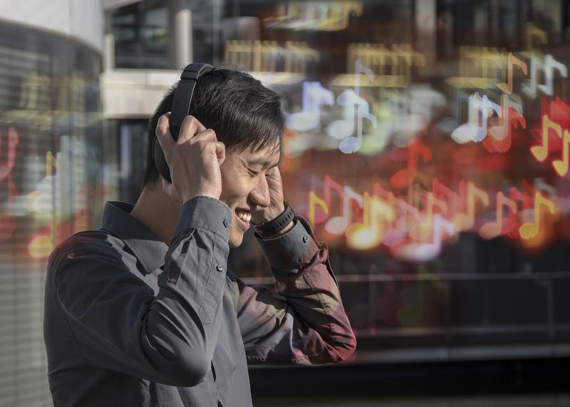 Die Forscher um Vincent Cheung wollten verstehen, wie Musik unser Genusssystem im Gehirn aktiviert.