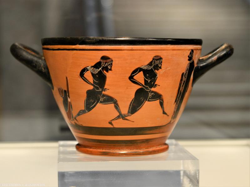 Der antike Skyphos, den Spyridon Louis nach dem Marathonsieg bei den Olympischen Spielen von 1896 bekam