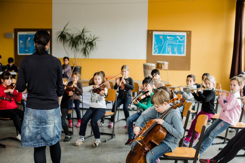 Grundschulkinder im JeKits-Programm NRW