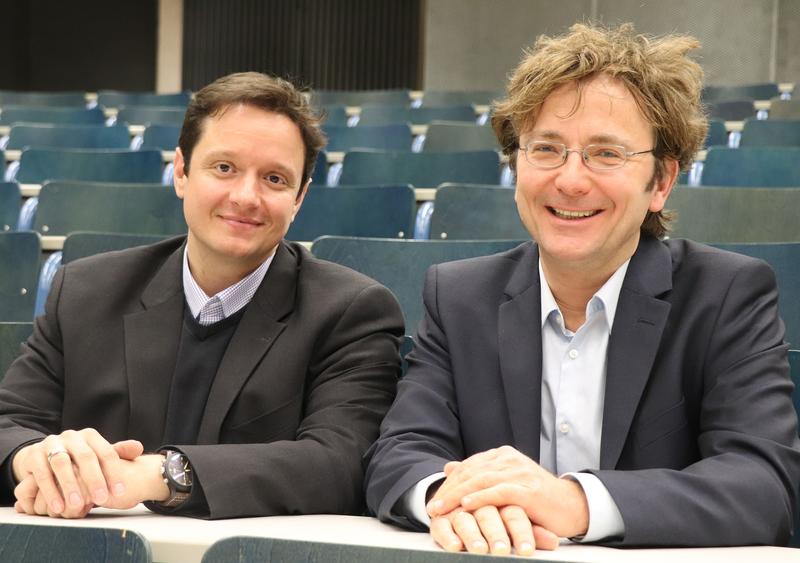 Gehen das gemeinsame Forschungsprojekt an: Prof. Dr. Markus Schmid (links) von der Fakultät Life Sciences und Prof. Dr. Jörn Felix Lübben von der Fakultät Engineering.