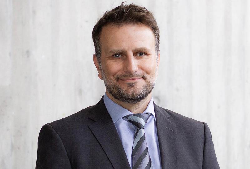 Professor Dr. Nils Ole Schmidt ist neuer Direktor der Klinik und Poliklinik für Neurochirurgie.