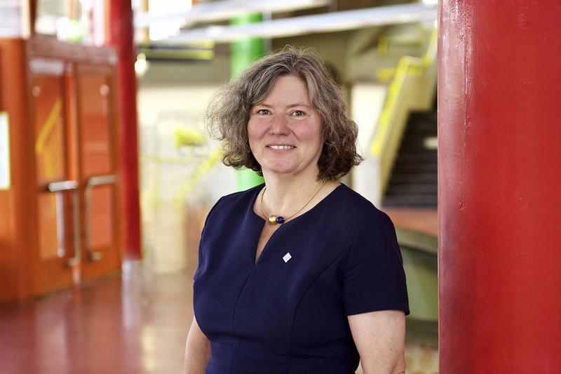 …Prof. Dr. Kerstin Krieglstein.