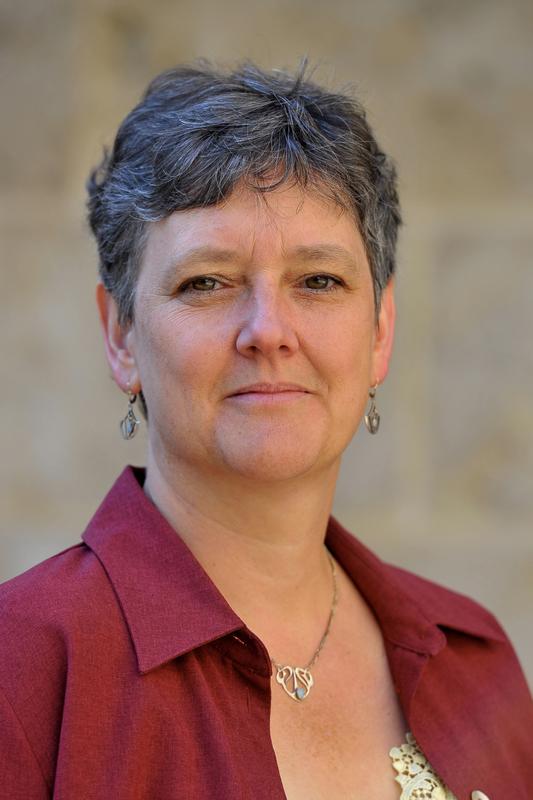Seit 2013 ist Prof. Dr. Erika Kothe, Mikrobiologin und ehemalige Prorektorin der Universität Jena, Vorsitzende von UniWiND. 