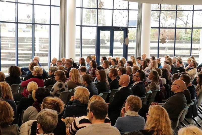 160 Akteurinnen und Akteure kamen aus dem gesamten Bundesgebiet zur Fachtagung an die Uni Witten/Herdecke.