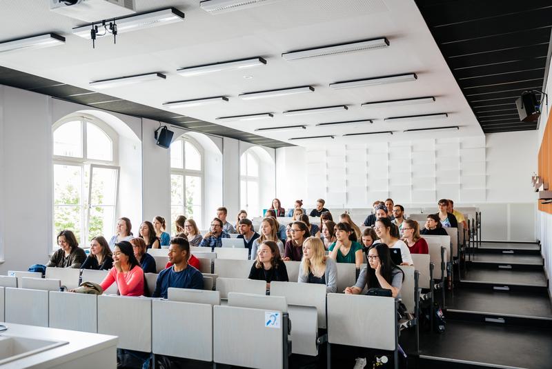 Herzlich willkommen zum Schnupperstudium! Am 9. Januar 2020 ist Tag der offenen Hochschultür an der HTWK Leipzig.