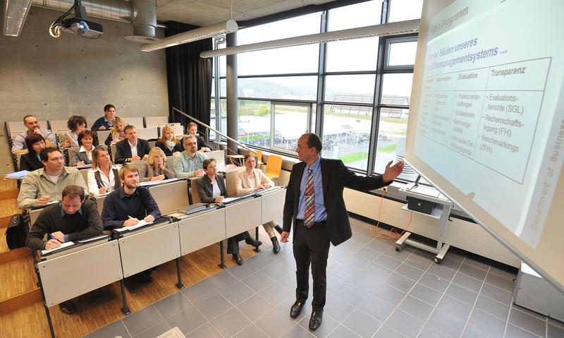 MBA-Fernstudienprogramm RheinAhrCampus, Prof. Dr. Graumann