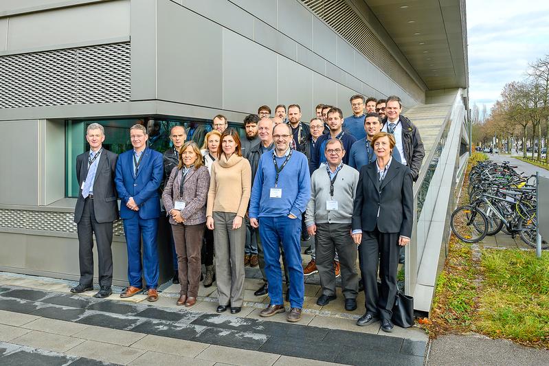 Die internationale Forschungsgruppe beim "sustAGE first annual general meeting" an der Universität Augsburg.