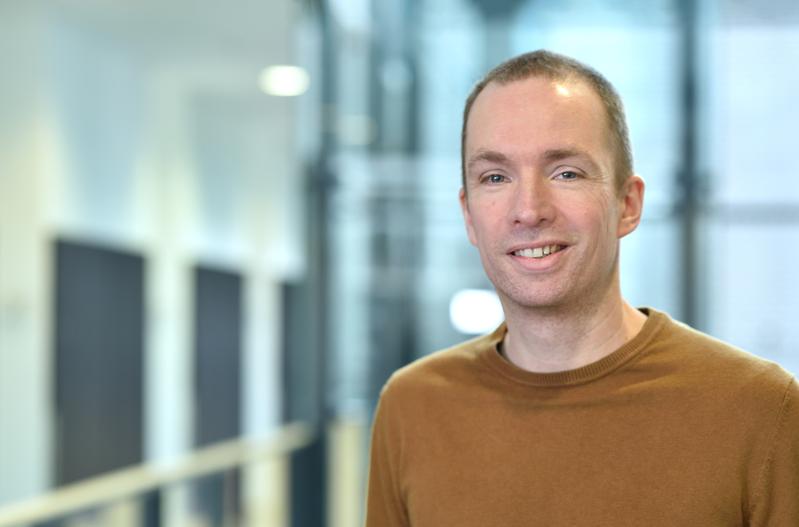 Michael Habeck ist neuer Professor für Mikroskopische Bildanalyse am Universitätsklinikum Jena. Die Carl-Zeiss-Stiftung fördert die Professur mit 1,5 Millionen Euro in fünf Jahren.
