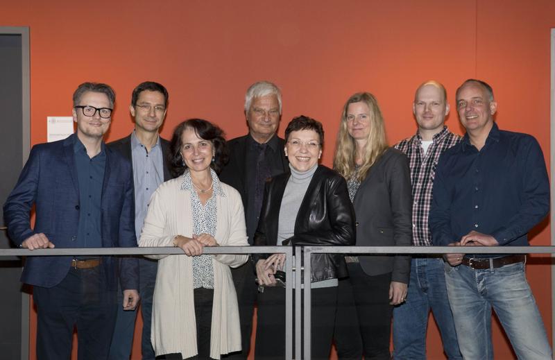 V.l.: Prof. Dr. Matthias Kneussel, Prof. Dr. Christoph Schramm, Prof. Dr. Maura Dandri, Prof. Dr. Dr. Uwe Koch-Gromus, Prof. Dr. Petra Arck, Prof. Dr. Dr. Sonja Loges, Kriegs, Prof. Dr. Jörg Heeren