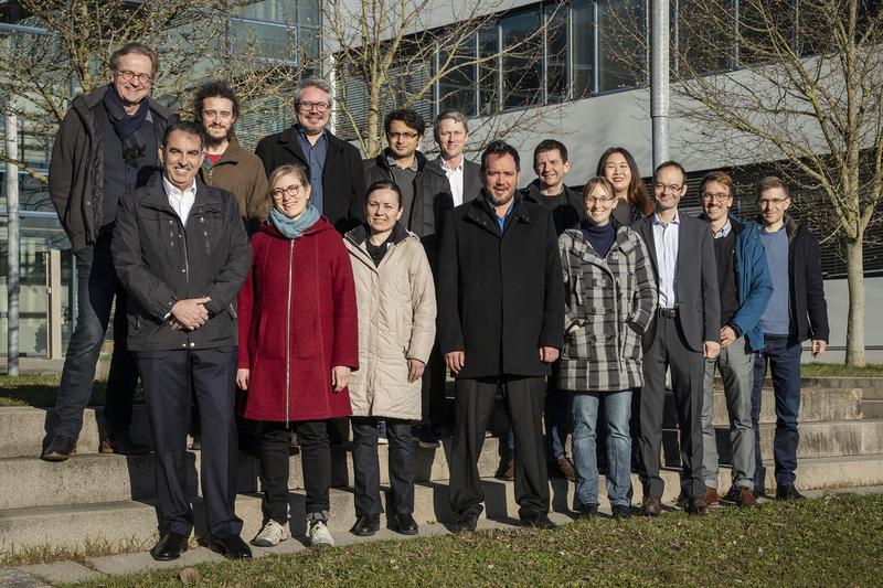 Teilnehmerinnen und Teilnehmer der Kick-off-Veranstaltung zum Projekt SONAR.