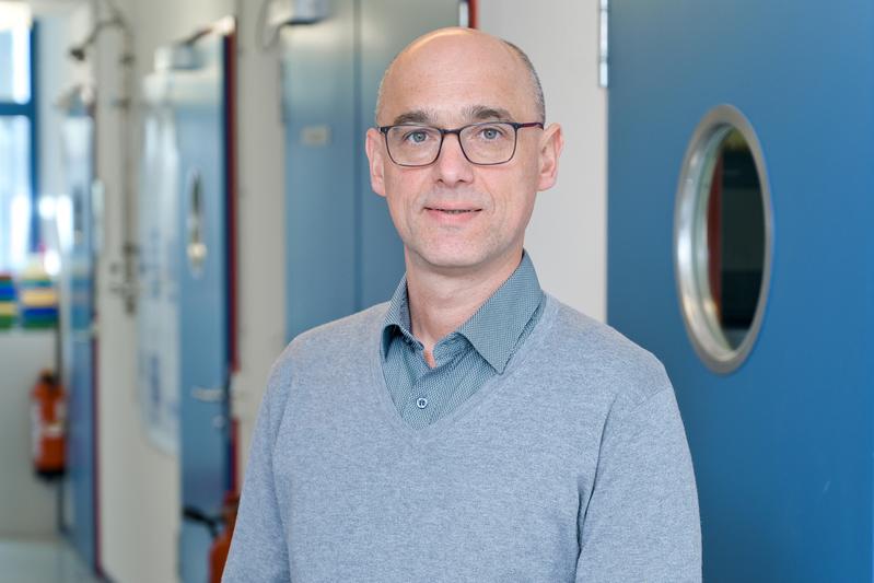 Der Neuropharmakologe Prof. Dr. Ralf  Stumm forscht am Institut für Pharmakologie und Toxikologie des Universitätsklinikums Jena